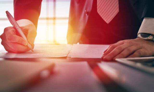 signcontract