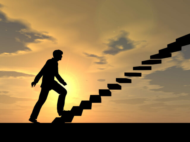 going up_236743222