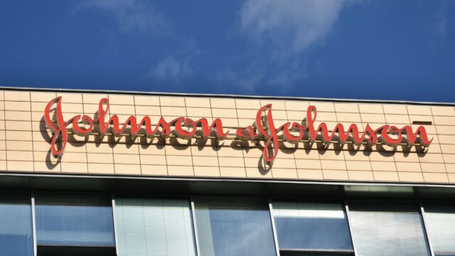 johnson&johnson Jhonson&Johnson om resultat och tullar